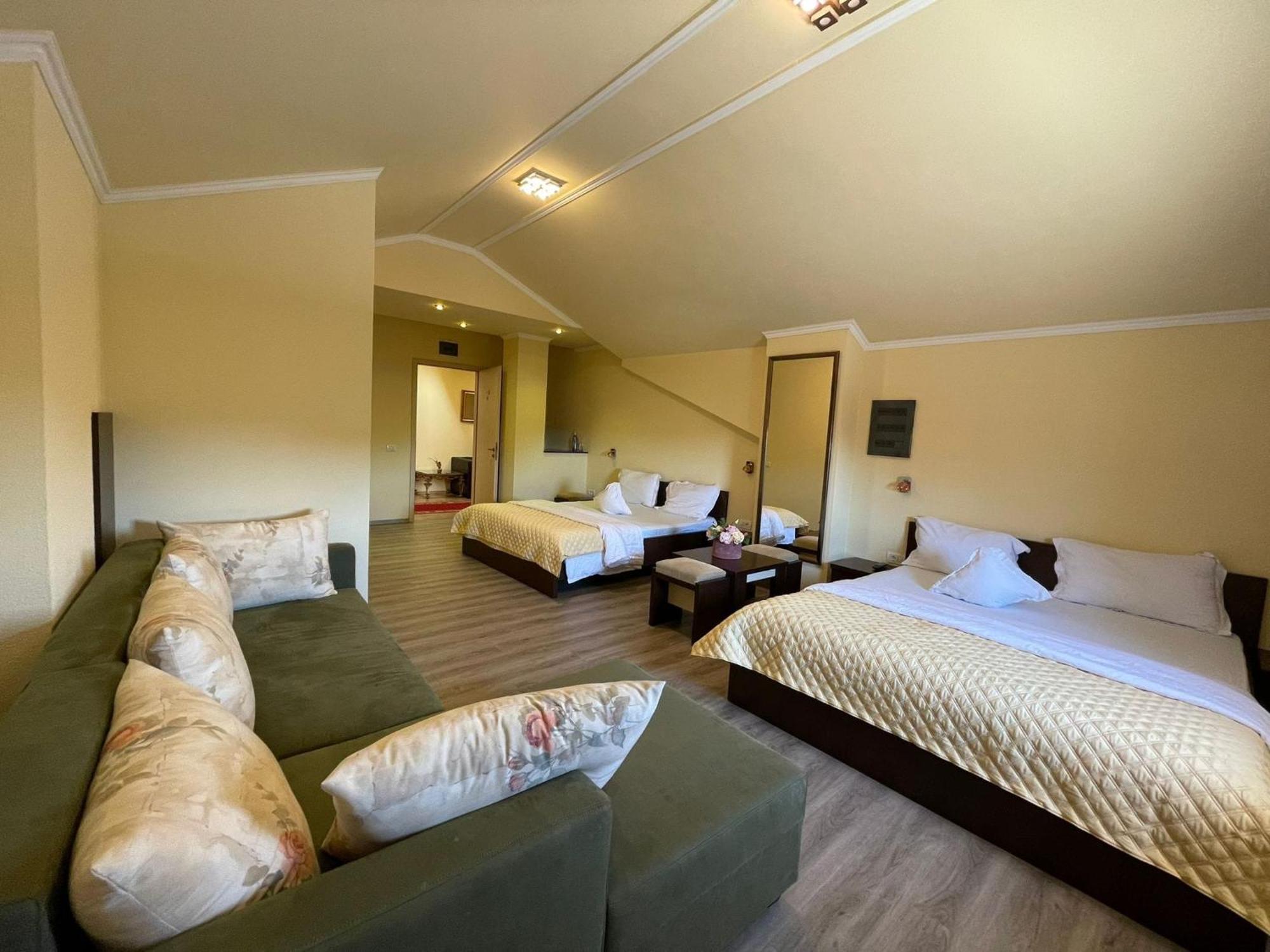 Casa Maria Magdalena Motel Lipova Eksteriør bilde